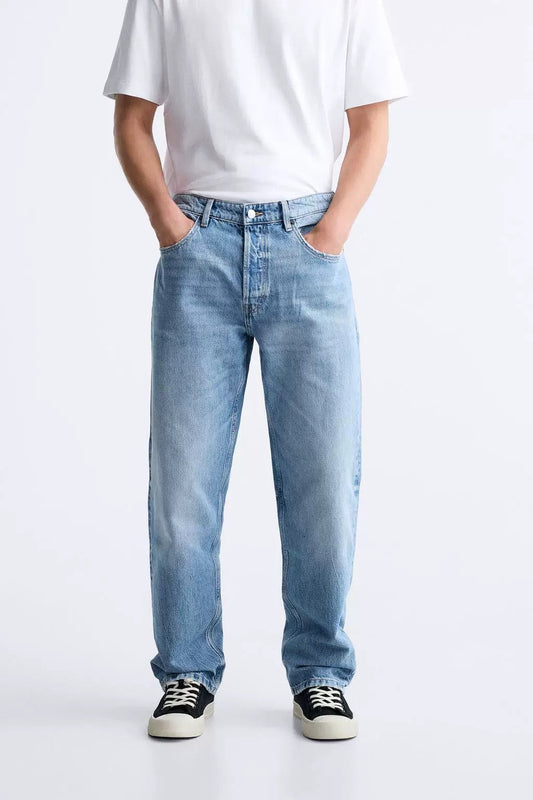 Jeans mit langem Bein